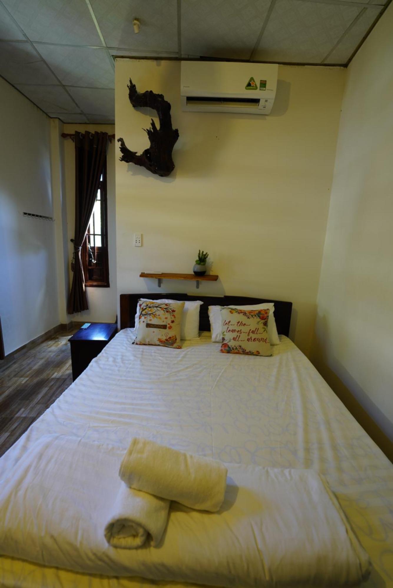 Ngo Khanh Homestay Tân Hiệ エクステリア 写真