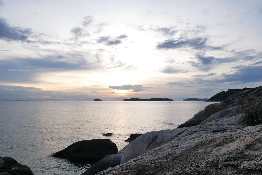 Ngo Khanh Homestay Tân Hiệ エクステリア 写真
