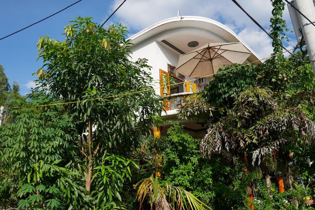 Ngo Khanh Homestay Tân Hiệ エクステリア 写真