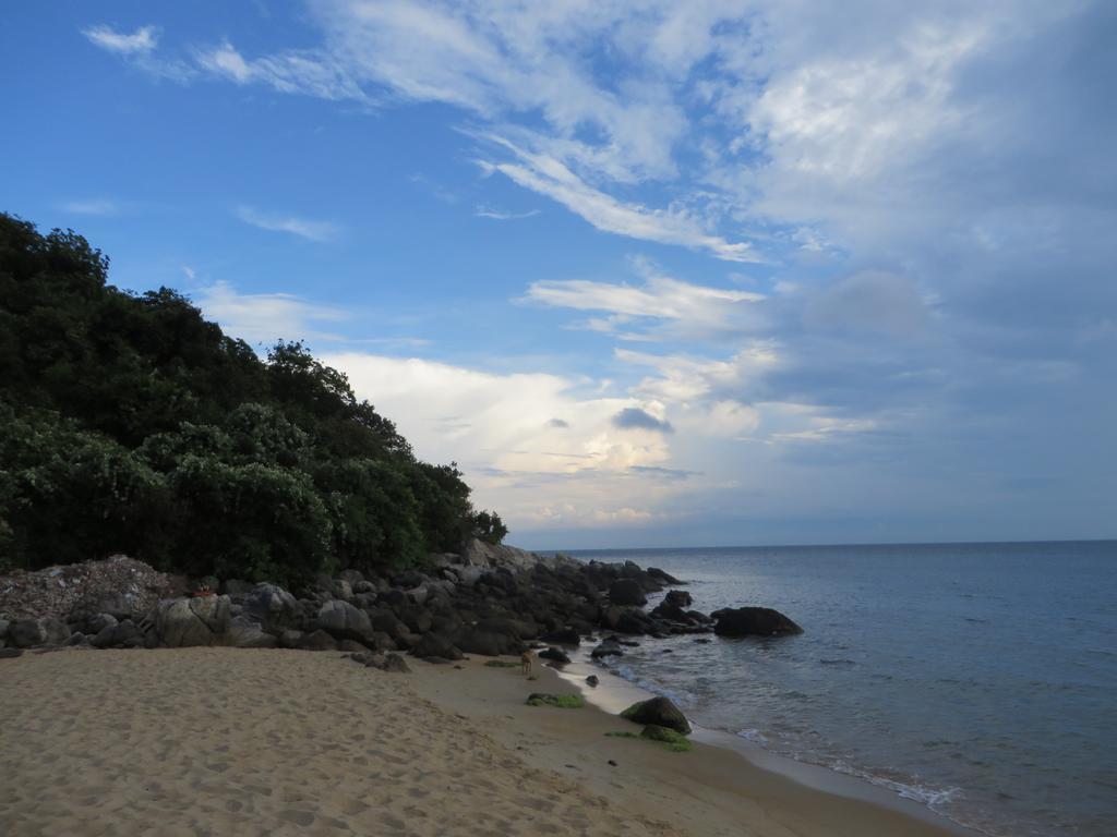 Ngo Khanh Homestay Tân Hiệ エクステリア 写真